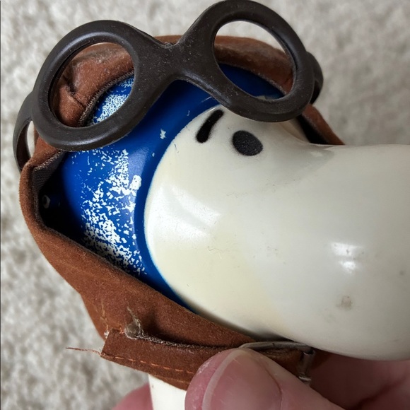 Avon Vintage Snoopy Flying Ace Bubble Bath Bottle 4 fl oz - Picture 9 of 12